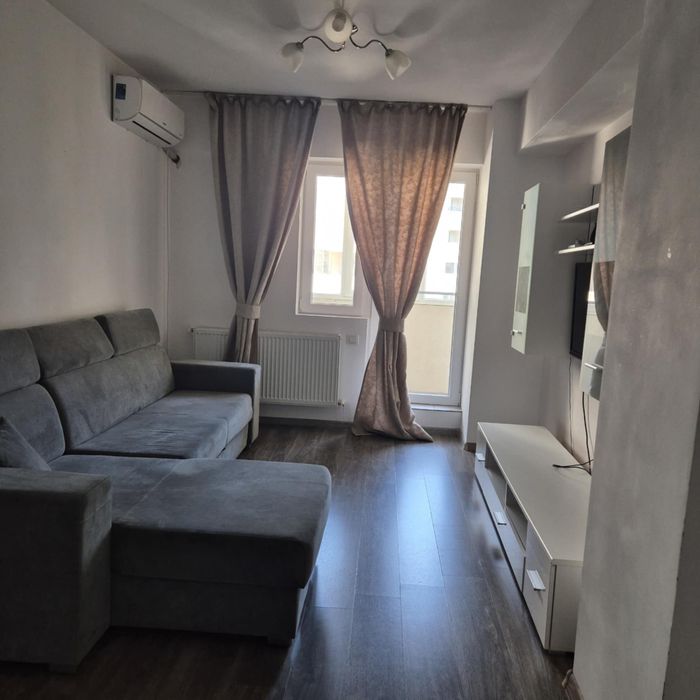 Inchiriez apartament cu 2 camere !