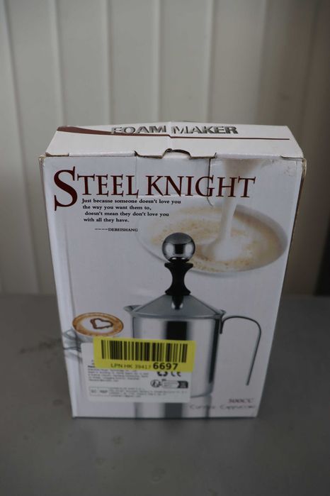 Ръчна каничка за млечна пяна Steel Knight – 500 мл