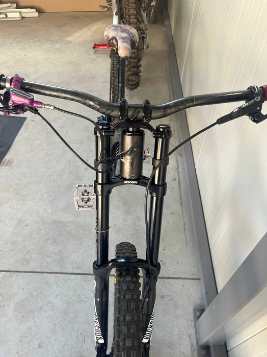 Specialized Demo 8 L 27.5