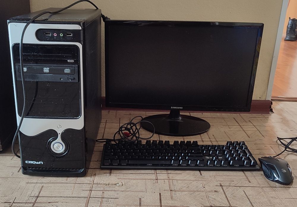 монитор и комплектующие