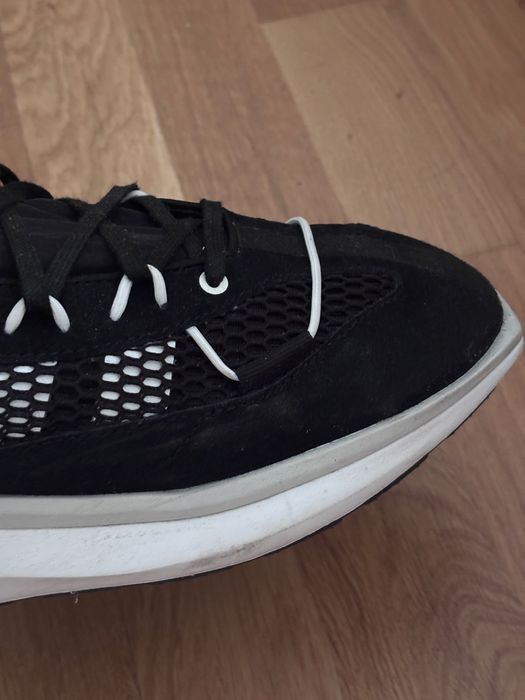 Adidasi Y3 Shiku Run