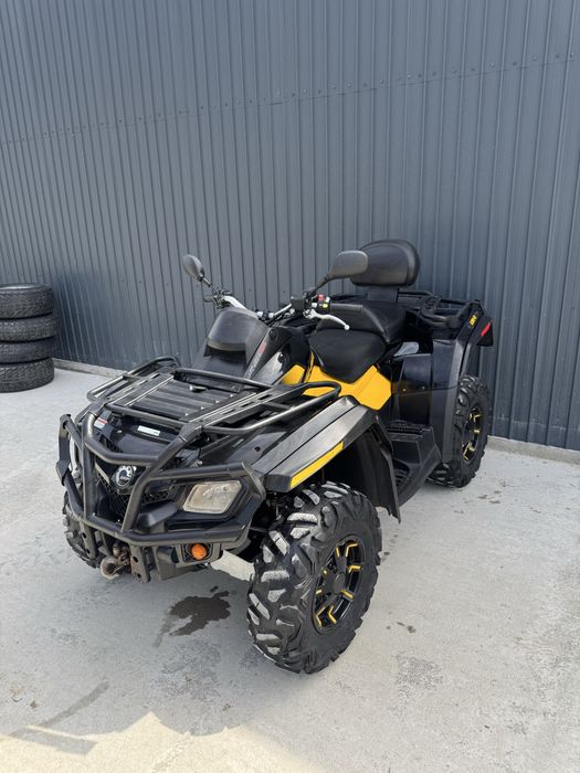 Can am outlander max 800r
