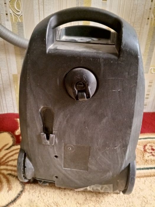 Пылесос Сотилади