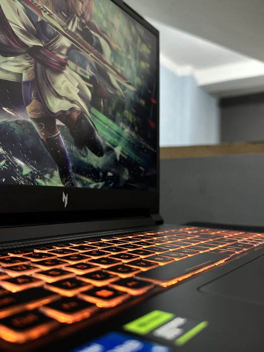 Мощный игравой Acer Nitro V16 i5-14450H 16/512 RTX4050(6GB)