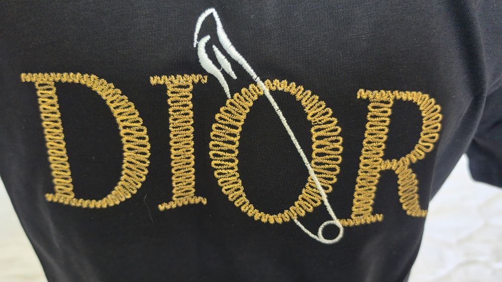 Tricou Cristian Dlor,eticheta Farfetch, nou, negru, imprimeu cusut, S-XXL,unisex