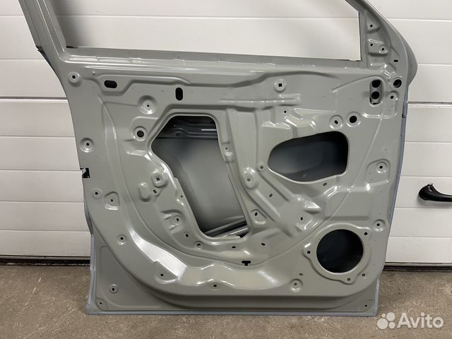 Дверь передняя левая Baic X7