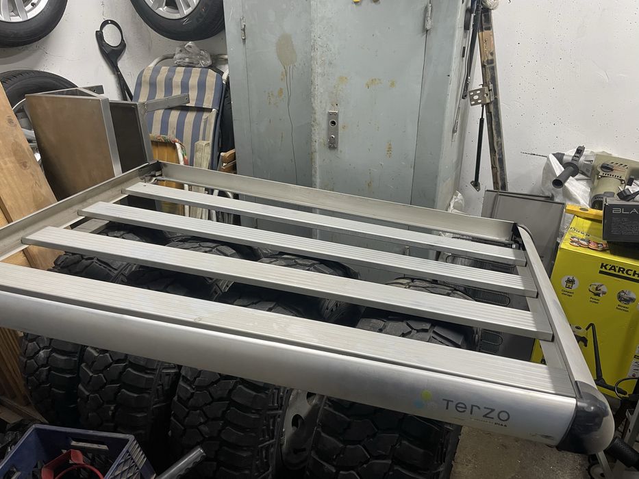 Багажник на крышу Terzo