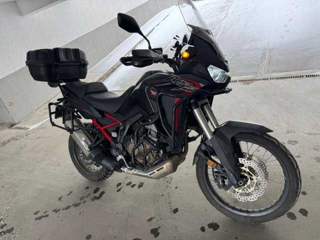 Moto Honda CRF1100A Africa Twin