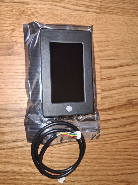 4.3" LCD touch  и 3.2" LCD дисплеи за JK BMS