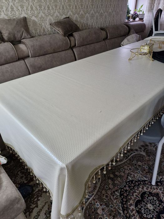 Продам стол стульями