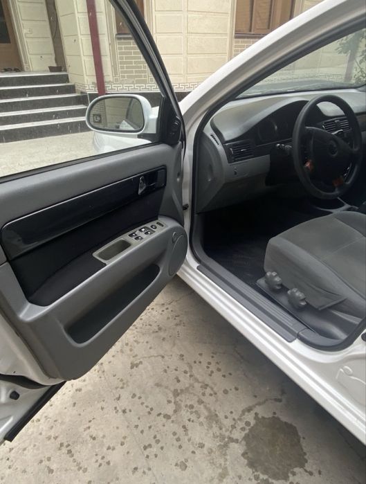 Chevrolet Lacetti / Gentra 2010 — 4