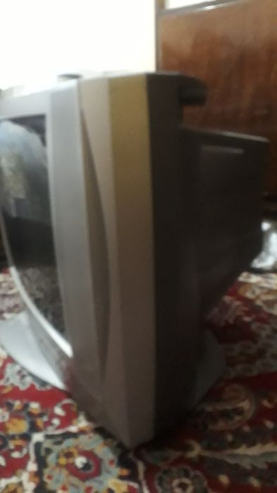 Lg televizor sotiladi