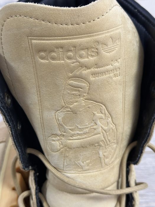 Ghete de piele, Adidas x Muhammad Ali Vintage