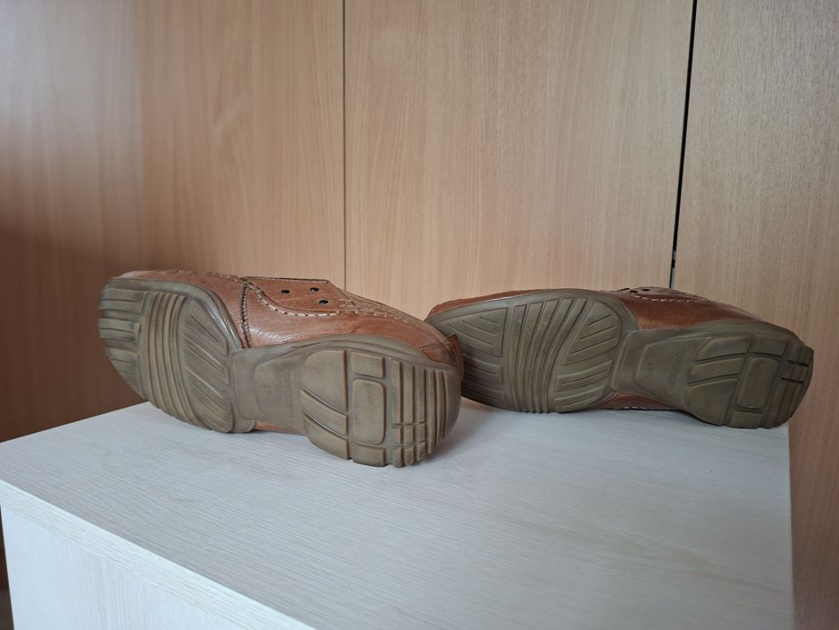 Кожаные туфли р. 41 мокасины