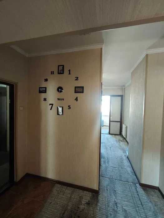 Продается 4/5/9 - 100 м2, в Юнусабаде 5 кв.напротив ресторана ШОХСАРОЙ