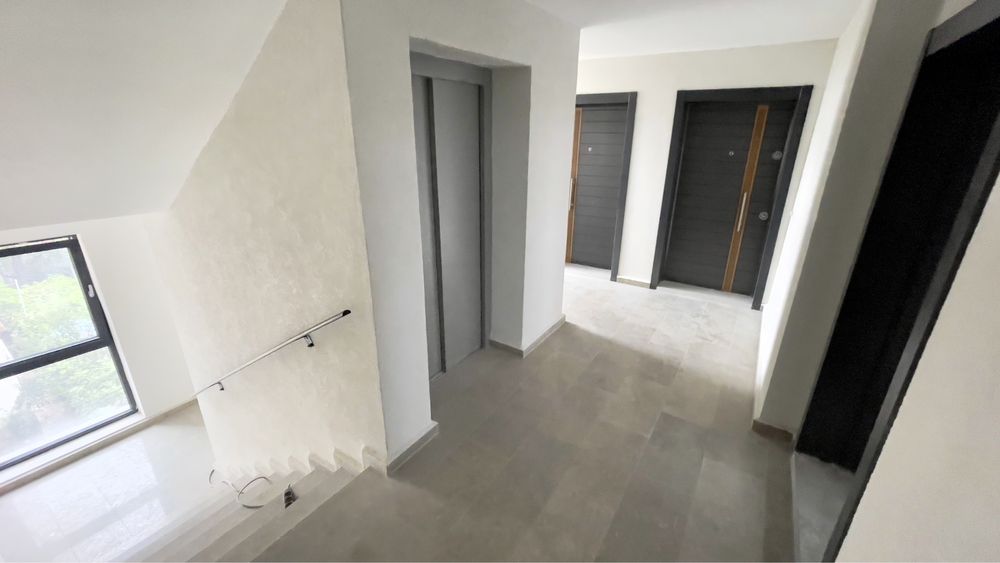 Продава се Двустаен апартамент в Търговище, Център - 55 кв.м за 1567 €/кв.м - Снимка #19