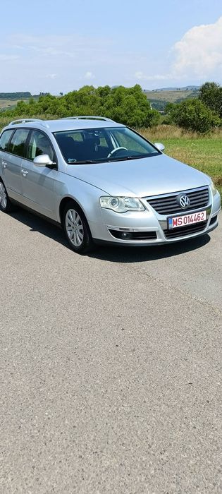 Vând Volkswagen Passat B6 Variant 2.0 TDI