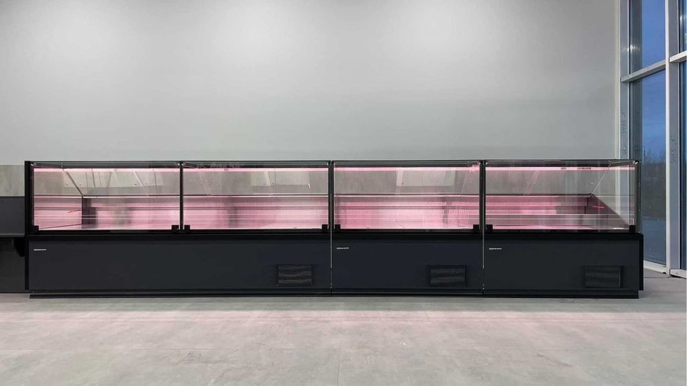 Vitrina orizontala asistata Quadros 381 cm / NOU - Profesional / STOC