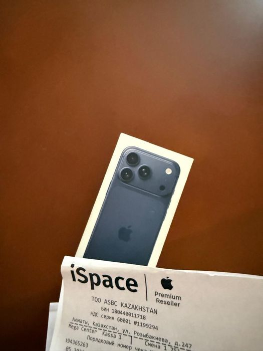 Продаю Iphone 17 pro, 256 GB EAC