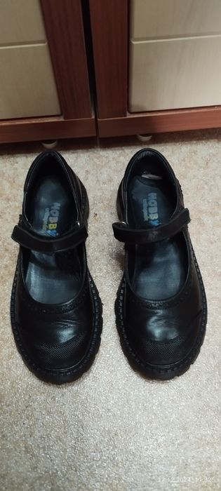 Продам туфли детские