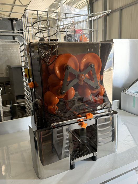 Професионална Фреш Машина!Чисто нова! Италия! ТОП ОФЕРТА! 50бр.