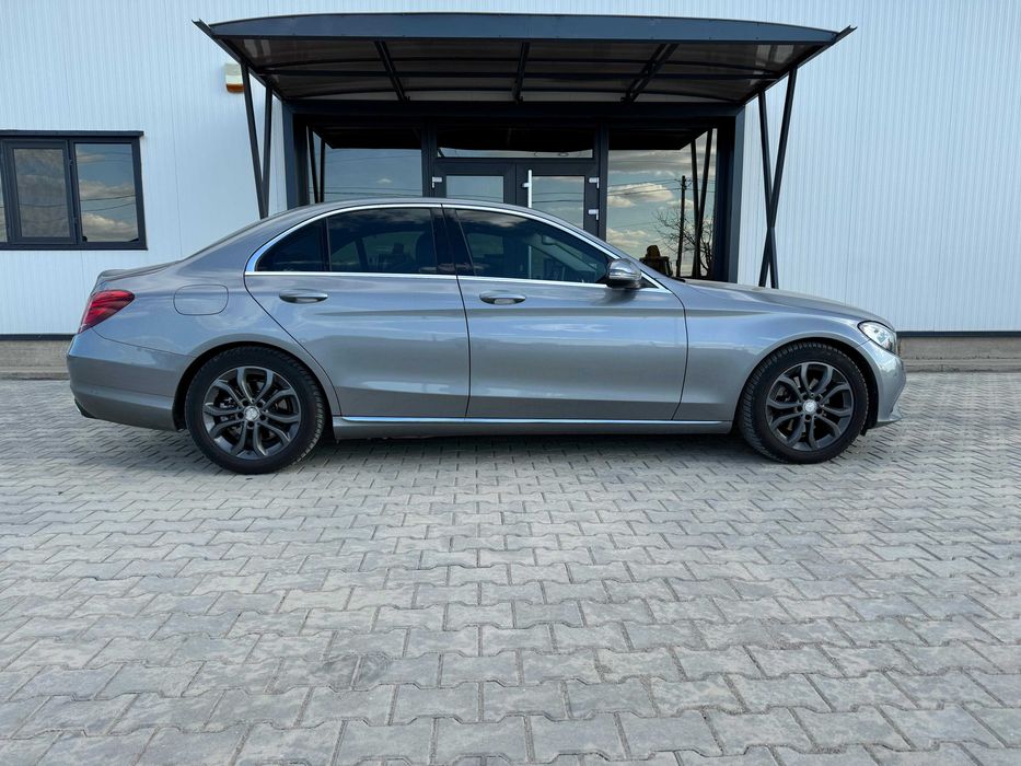 Mercedes-Benz C 220 7G-tronic