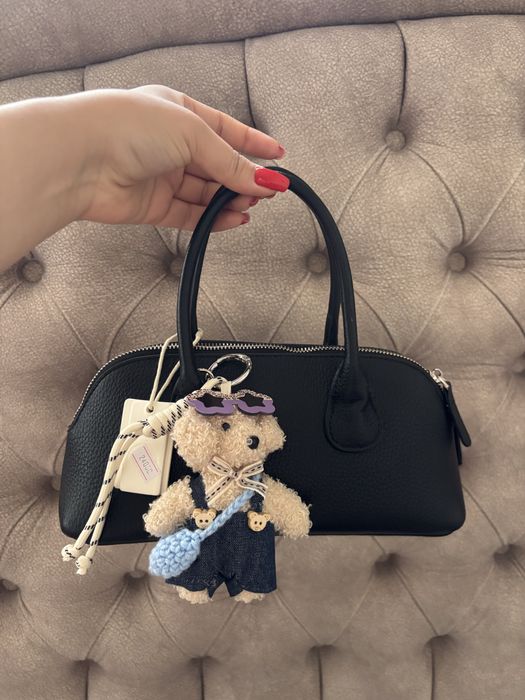 Сумка кожаная, очень красивые