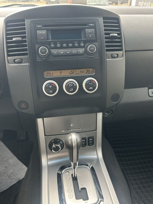 Nissan Navara KingKab !! 90.000 km !!
