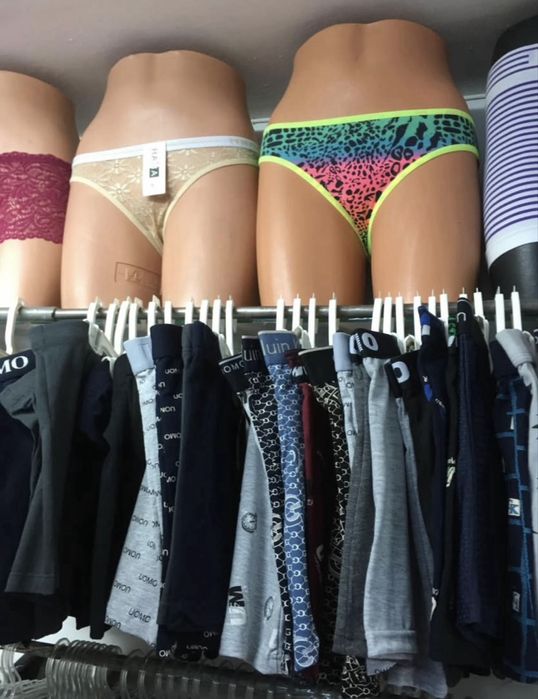 Продавам оборудване за магазин.