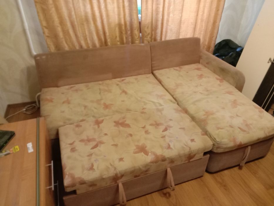 Продам диван б/у