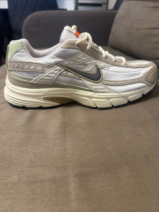 Маратонки Nike чисто нови