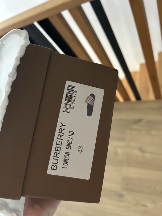 Burberry slide
