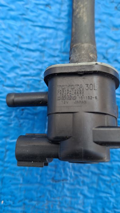 Клапан обсоррбера 2TR-FE TOYOTA