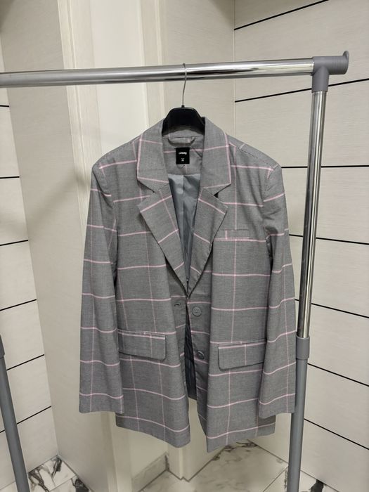 Сиво каре сако M