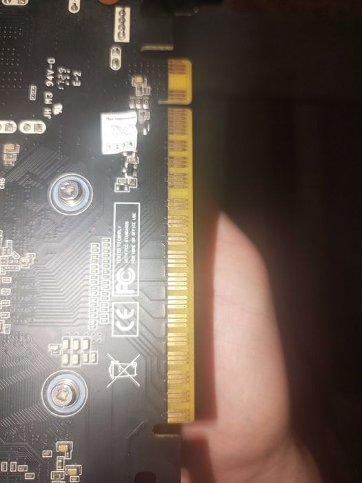 Видеокарта Nvidia 1050Ti