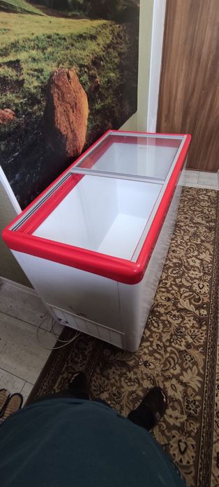 Продам морозильную камеру