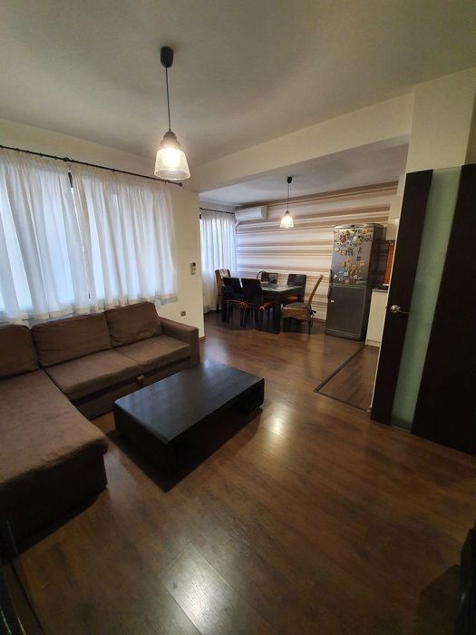 Двустаен апартамент в района на Лятно кино Тракия!