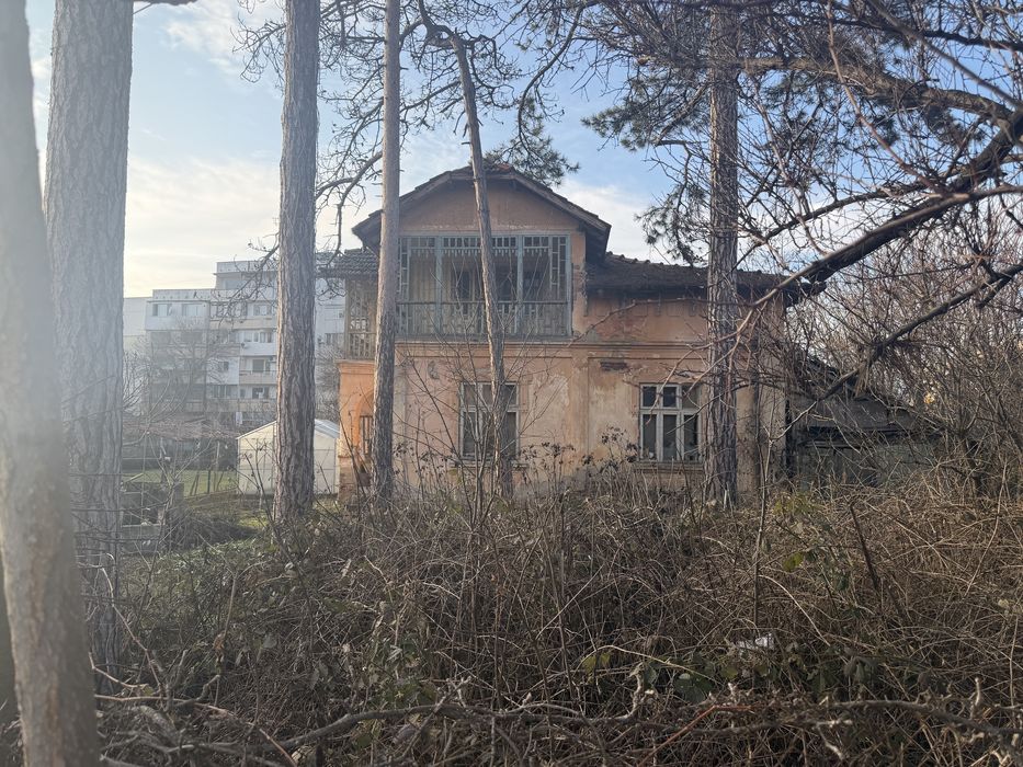 Къща с двор Козлодуй