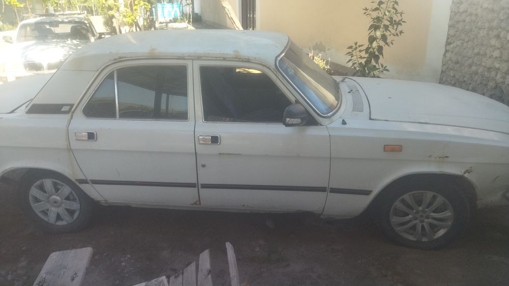 Volga 3102 sotiladi