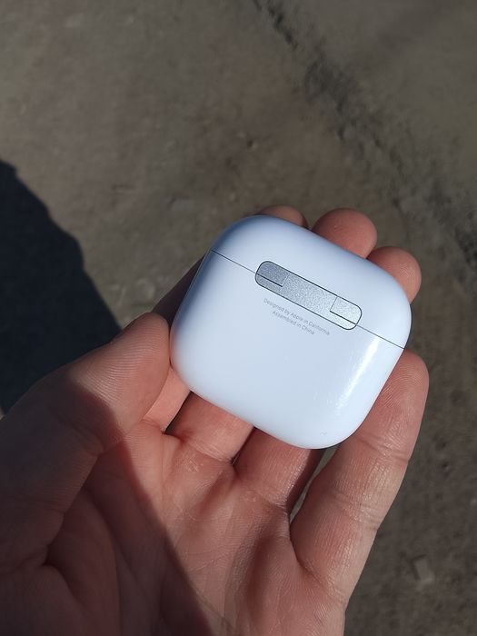 Айрподс 4.зарядка Тайпси