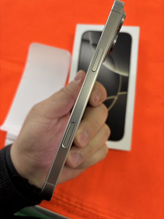 Iphone 16 Pro Max 256Gb емкость 100%