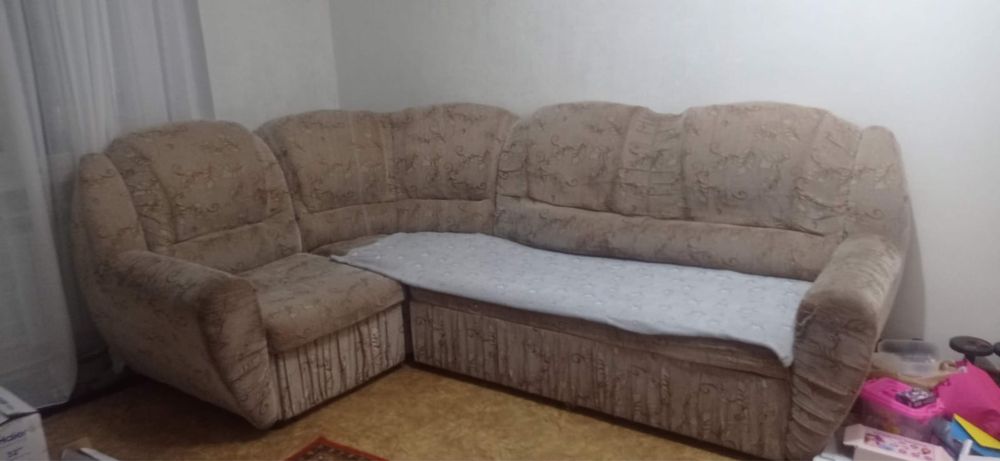 Продам угловой диван