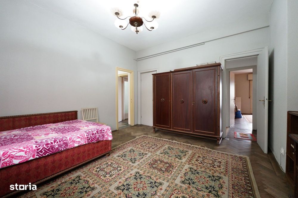 3 Camere, vedere panoramica, Facultatea de Drept, Bloc RS1
