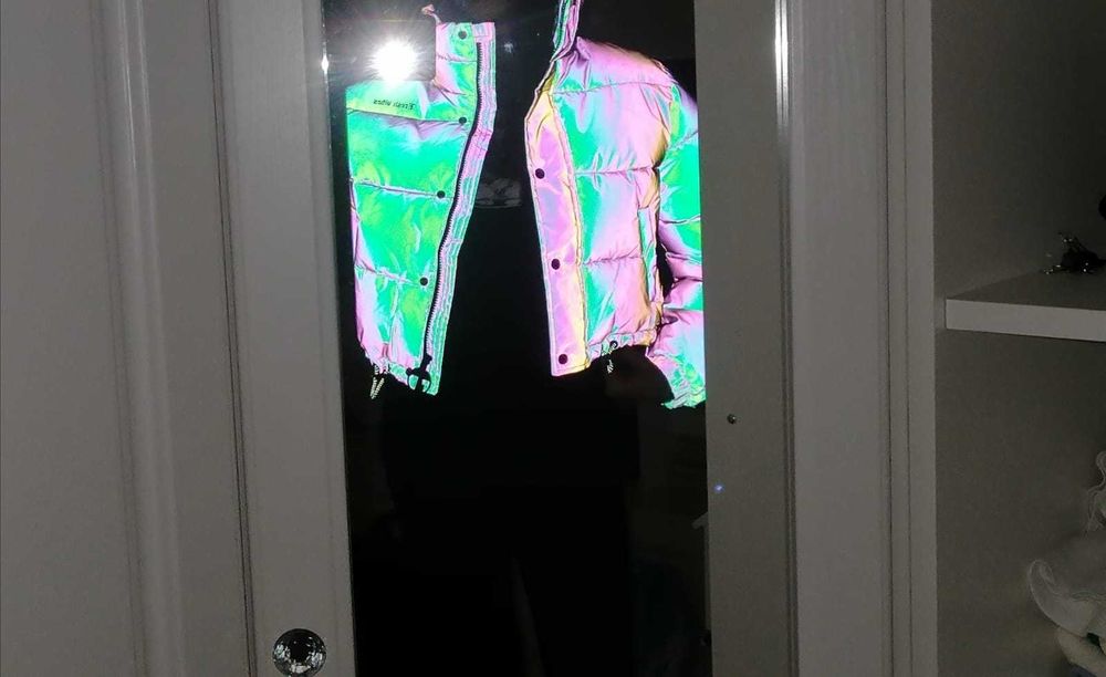 Geaca Bershka bomber holografic