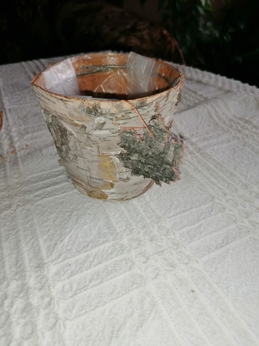 Непотребни кашпи обща цена 15 лева