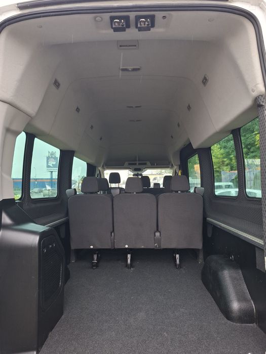 Ford transit varianta lunga