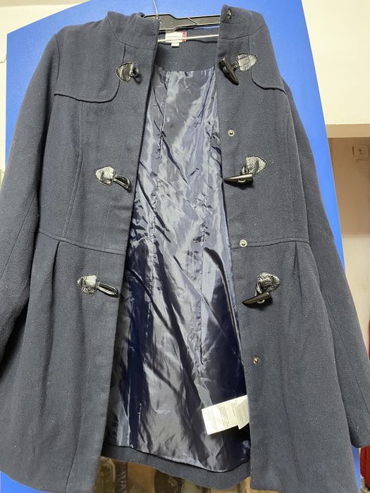 palton de stofa, perfect pentru iarna, tine de cald