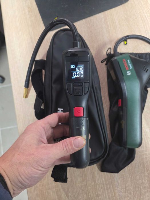 Pompa pneumatica Bosch EasyPump 0603947000 3.6 V, 3 Ah, 10 bar/150 psi