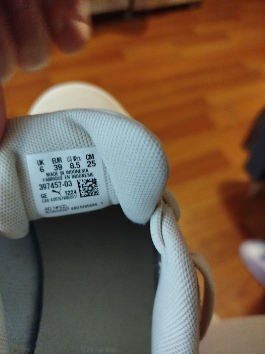 Adidași damă Puma stare nouă