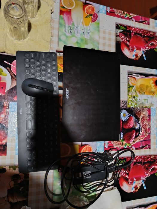 Noutbuk sotiladi yengi koʻp ishlatilmagan